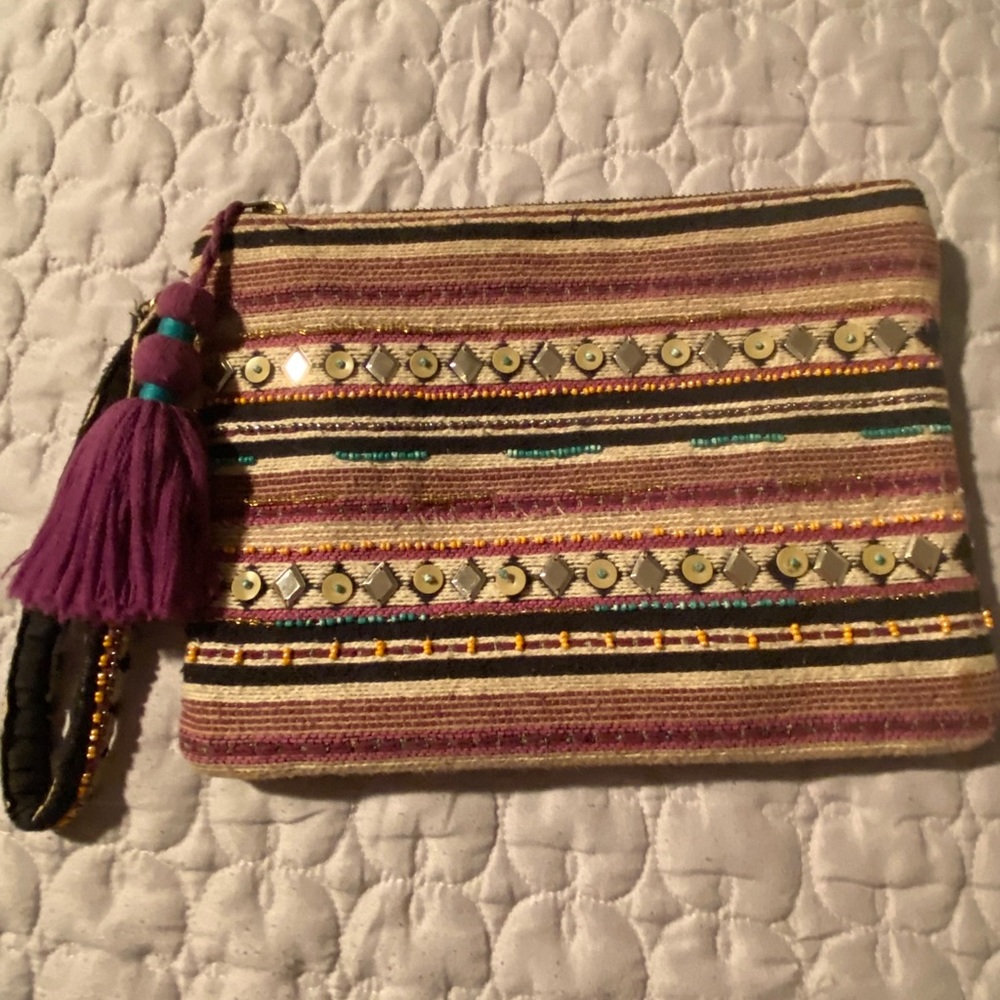 C Wristlet